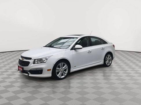 Used 2016 Chevrolet Cruze LTZ w/ Sun, Sound and Sport Package FWD image 34