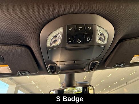 New 2026 Chrysler Pacifica Select FWD image 11