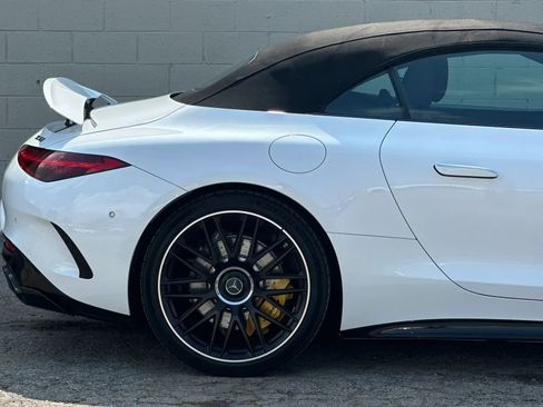 Used 2022 Mercedes-Benz SL 63 AMG 4MATIC image 17