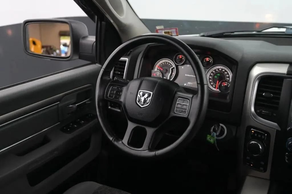 Used 2018 RAM 1500 Big Horn AWD/4WD image 35