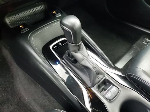 Used 2020 Toyota Corolla XSE image 30