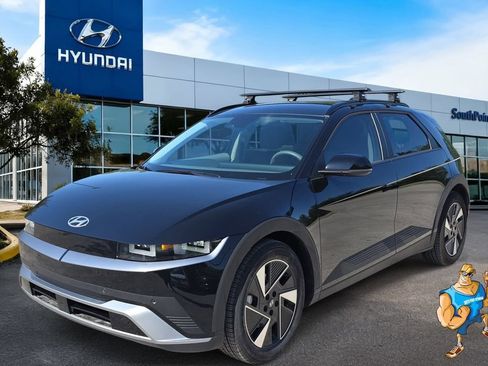 Certified 2025 Hyundai Ioniq 5 SEL RWD image 1