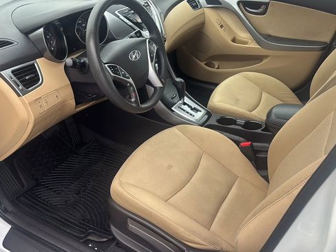 Used 2012 Hyundai Elantra GLS w/ Preferred Pkg 3 FWD image 19