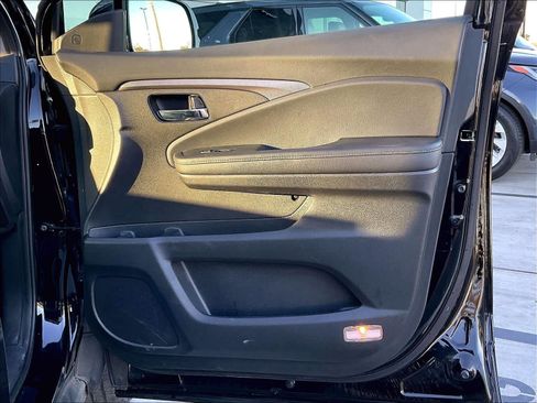 Used 2022 Honda Ridgeline RTL-E image 25