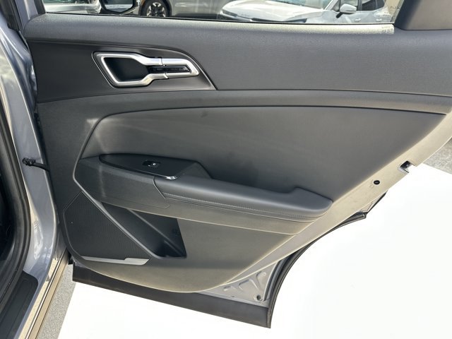 Certified 2023 Kia Sportage EX FWD image 30