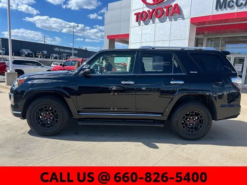 Used 2023 Toyota 4Runner Limited AWD/4WD image 3