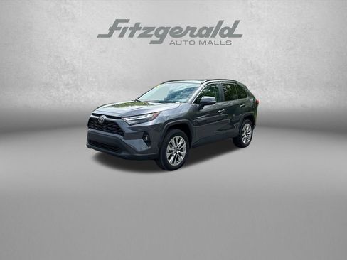Used 2025 Toyota RAV4 XLE Premium w/ Weather Package AWD/4WD image 3