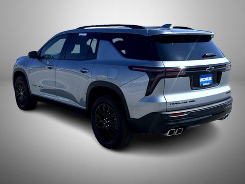 Used 2025 Chevrolet Traverse LT w/ Midnight/Sport Edition AWD/4WD image 7