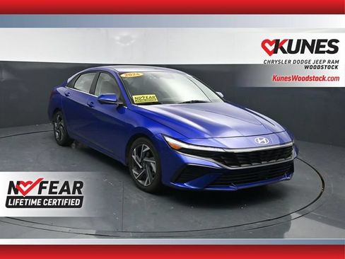 Used 2024 Hyundai Elantra Limited FWD image 1