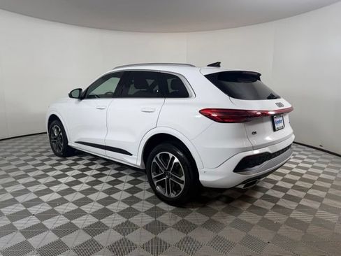 Certified 2025 Audi Q5 Premium w/ Convenience Package AWD/4WD image 6