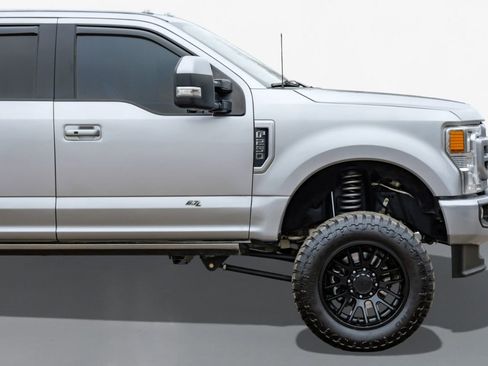 Used 2020 Ford F250 Lariat w/ Lariat Ultimate Package image 7