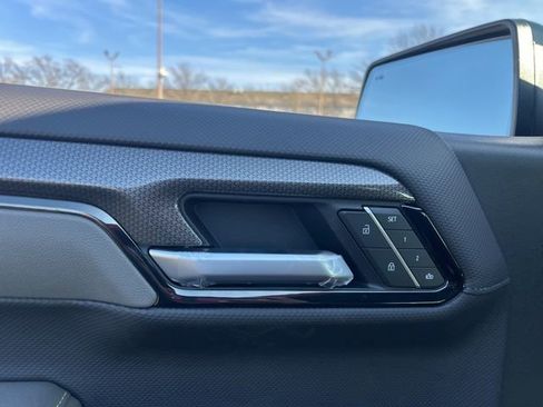 New 2026 Chevrolet Silverado 1500 ZR2 w/ LPO, Dark Essentials Package image 12