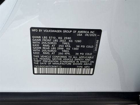 New 2026 Volkswagen Atlas SE image 28