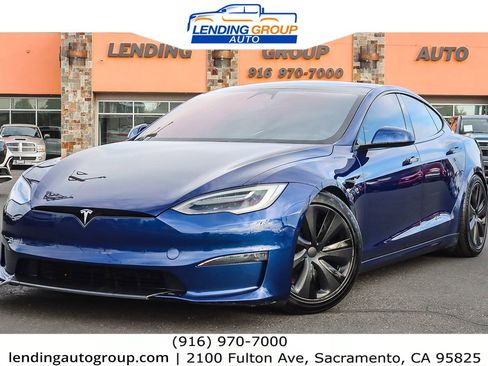 Used 2021 Tesla Model S Plaid image 1
