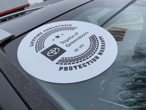 Used 2022 Toyota Highlander XLE image 38