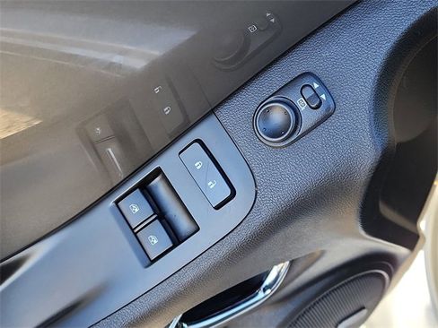 Used 2012 Chevrolet Camaro LT image 10