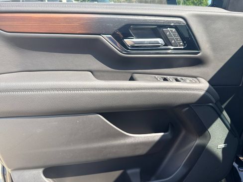New 2026 GMC Yukon Denali w/ LPO, Floor Liner Package AWD/4WD image 20
