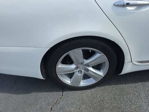 Used 2012 Lexus LS 460 w/ Comfort Pkg RWD image 10