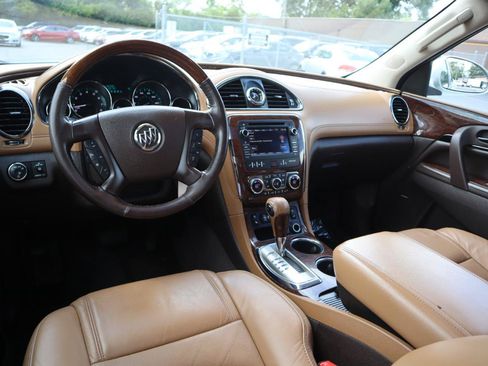 Used 2017 Buick Enclave Premium w/ Experience Buick Package AWD/4WD image 18