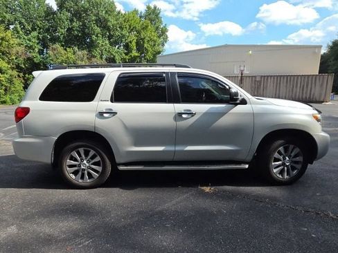 Used 2008 Toyota Sequoia Platinum AWD/4WD image 5