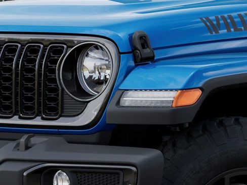 New 2025 Jeep Gladiator Sport AWD/4WD image 11