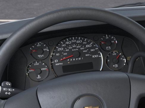 New 2026 Chevrolet Express 3500 LS image 18