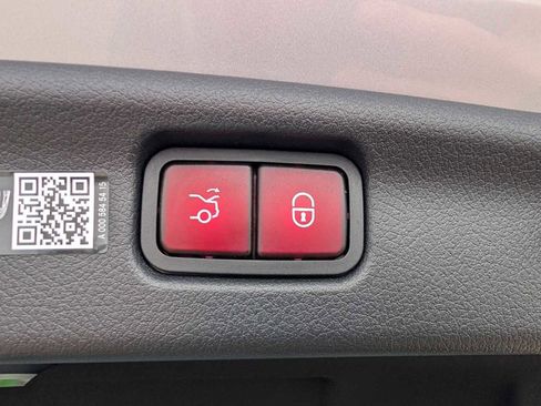 New 2026 Mercedes-Benz C 300 Sedan image 25