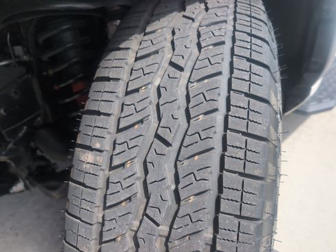 Certified 2026 Toyota 4Runner TRD Off-Road Premium AWD/4WD image 12