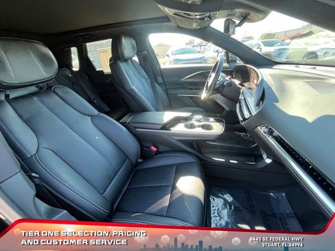 Used 2024 Cadillac Lyriq Luxury w/ LPO, Floor Liner Package image 19