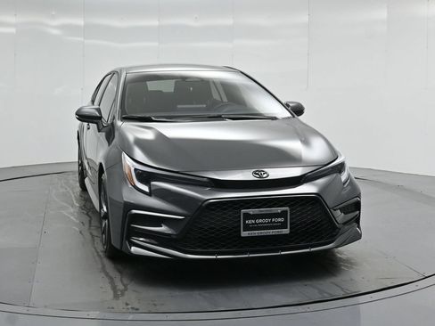 Used 2026 Toyota Corolla SE FWD image 49