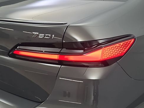 New 2026 BMW 760i xDrive 760i xDrive w/ Executive Package image 33