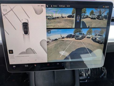 Used 2025 Tesla Model Y Performance image 14