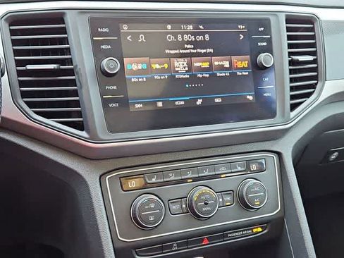 Used 2021 Volkswagen Atlas SE w/ Panoramic Sunroof Package FWD image 22
