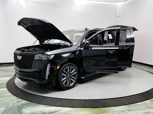 Used 2021 Cadillac Escalade ESV Sport Platinum AWD/4WD image 9