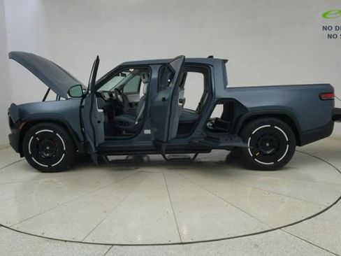 Used 2025 Rivian R1T Premium AWD/4WD image 74