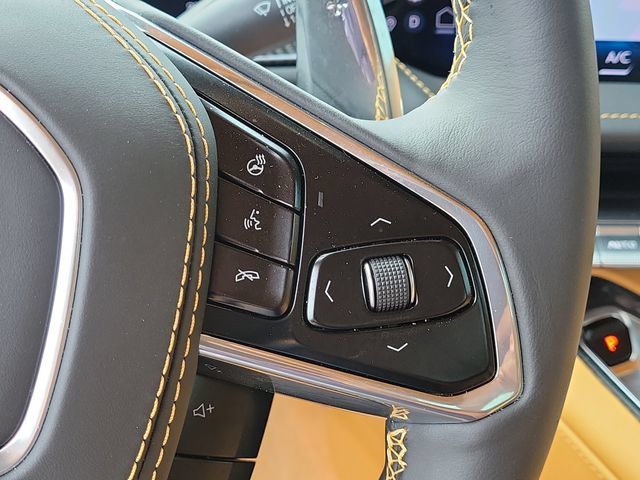Used 2026 Chevrolet Corvette Stingray Premium Conv w/ Z51 Performance Package RWD image 29
