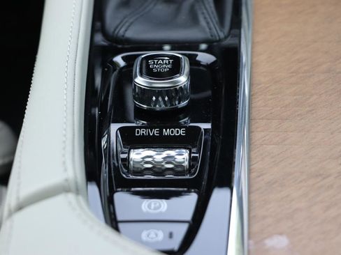 Used 2018 Volvo S90 T6 Inscription w/ Convenience Package AWD/4WD image 35