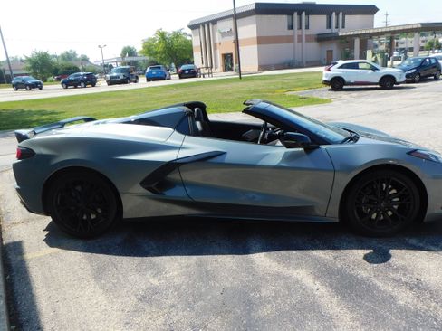 Used 2023 Chevrolet Corvette Stingray Premium Conv w/ Z51 Performance Package image 10