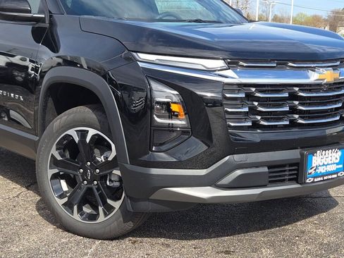 New 2026 Chevrolet Equinox LT AWD/4WD image 3