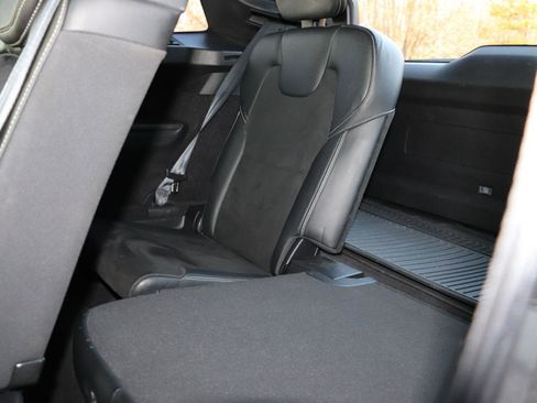 Used 2019 Volvo XC90 T6 R-Design w/ Advanced Package image 37