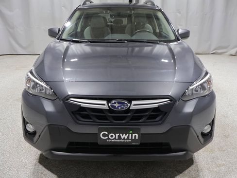 Used 2022 Subaru Crosstrek 2.0i Premium w/ Moonroof Package AWD/4WD image 8