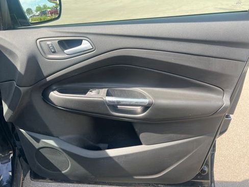 Used 2018 Ford Escape SEL FWD image 10
