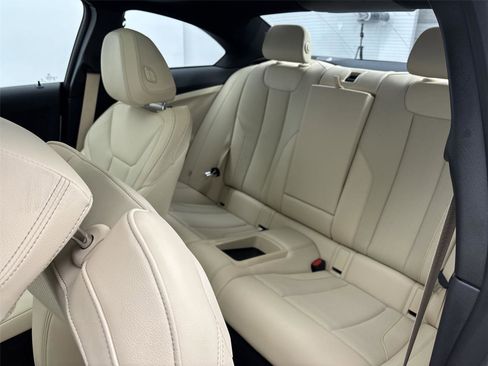 Used 2025 BMW M240i xDrive Coupe image 29