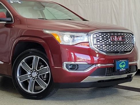 Certified 2018 GMC Acadia Denali w/ Technology Package image 2