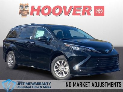 New 2025 Toyota Sienna XLE w/ XLE Plus Package