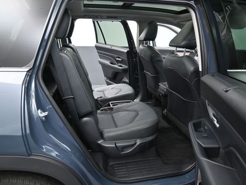 Certified 2025 Toyota Grand Highlander AWD image 36
