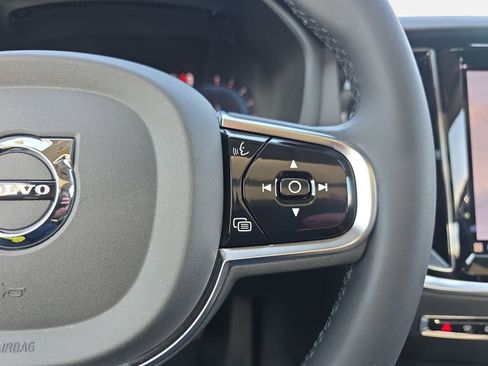 Used 2024 Volvo S60 B5 Plus image 17