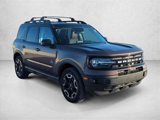 Used 2022 Ford Bronco Sport Outer Banks w/ Tech Package AWD/4WD video 3