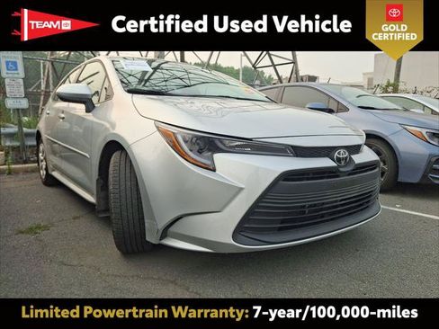 Certified 2025 Toyota Corolla LE FWD image 1