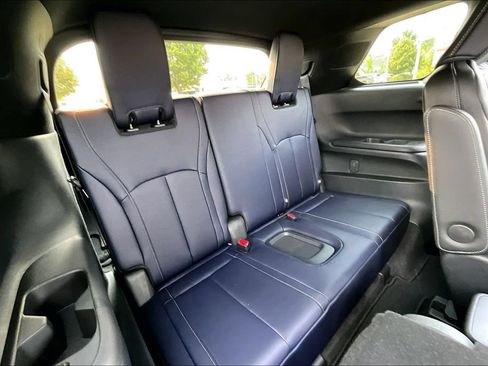 Certified 2026 INFINITI QX60 Sport w/ Dark Cargo Package AWD/4WD image 33
